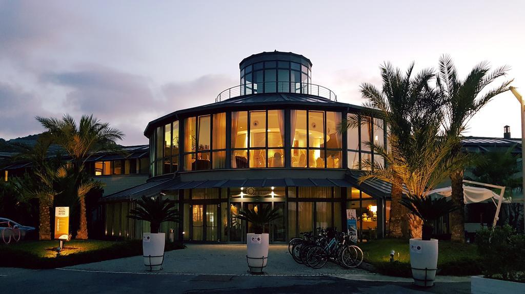Hotel Riviera Dei Fiori San Lorenzo al Mare Exterior photo